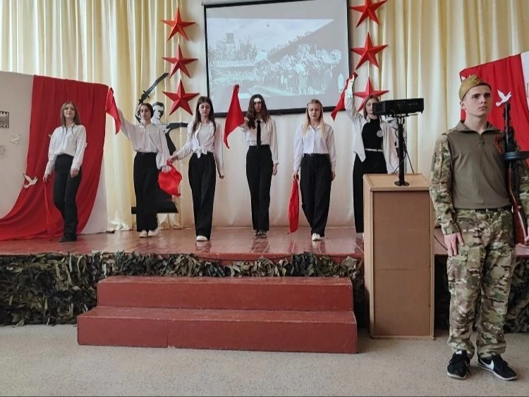 И песня тоже воевала.